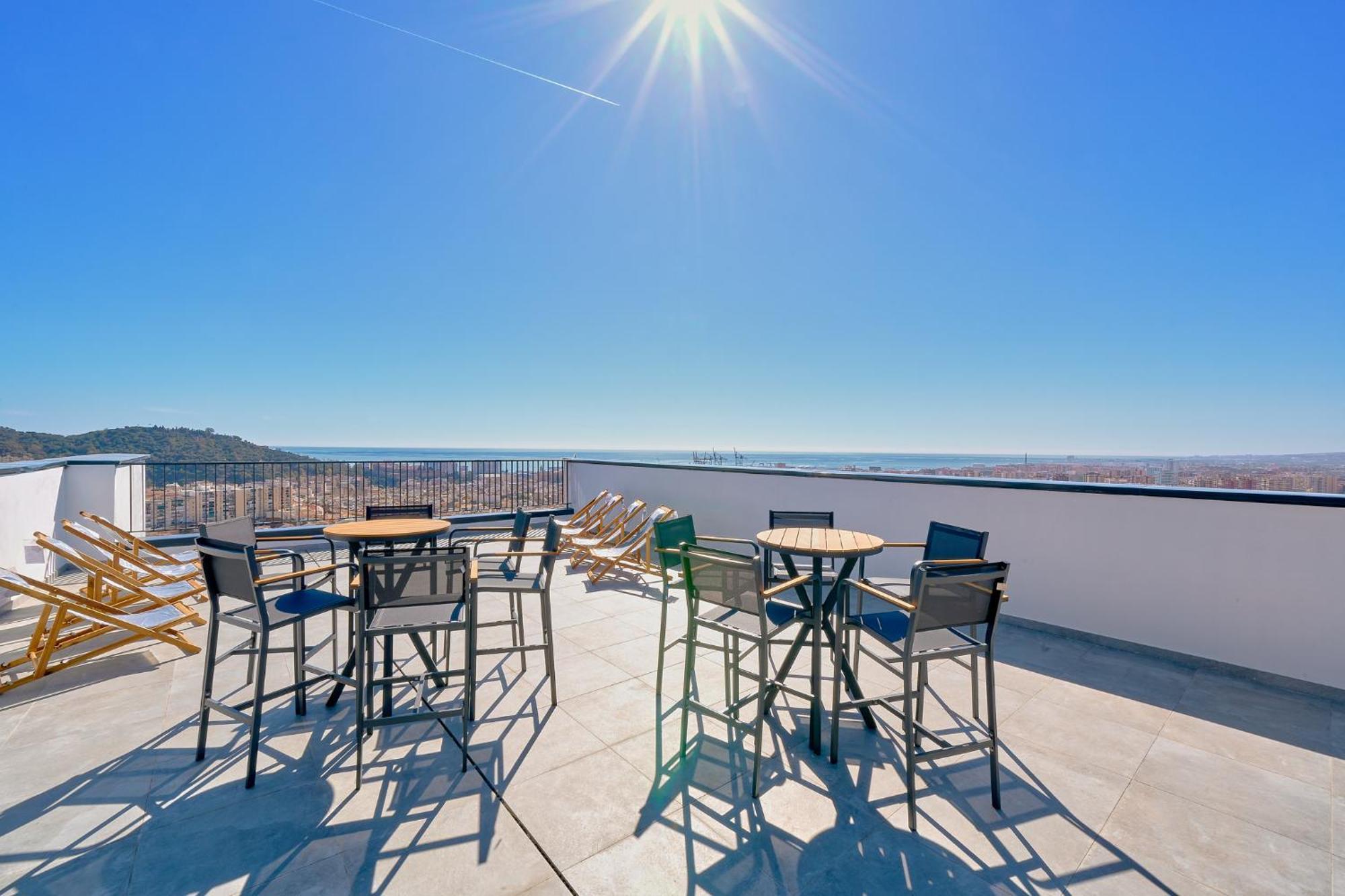 Malaga Skyline By Lovely Rentals Buitenkant foto