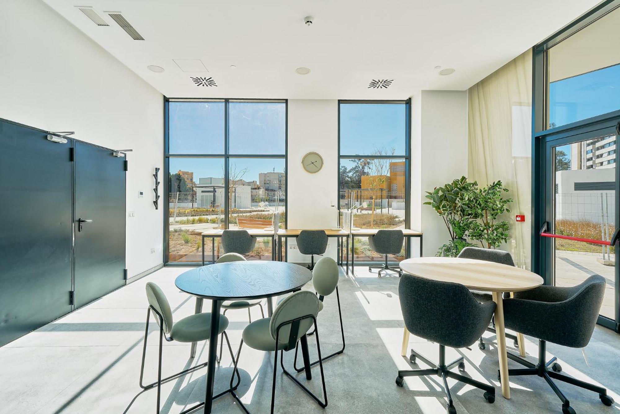 Malaga Skyline By Lovely Rentals Buitenkant foto